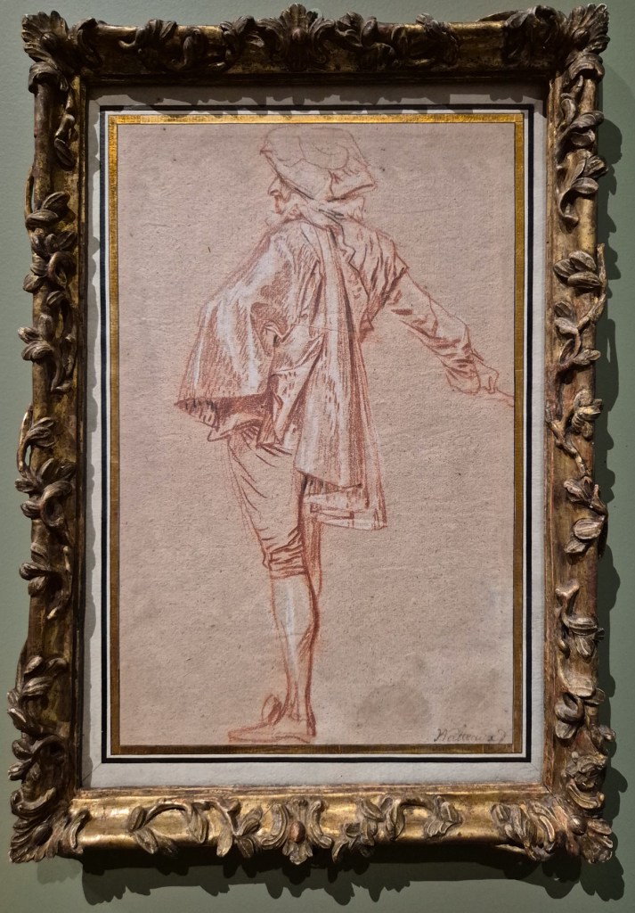 Dessin représentant un personnage en profil, vêtu d'un manteau et d'un pantalon court, encadré dans un cadre orné.